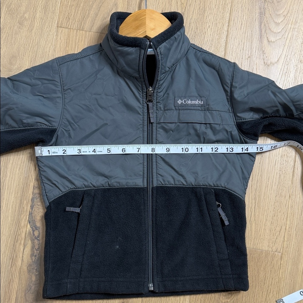 Columbia Kids Dark Gray and Black Puffer Jacket - Picture 6 of 9